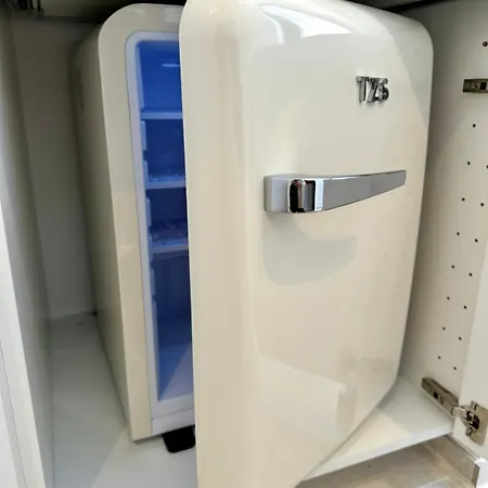 Stylisches Mit Balkon & Badewanne Апартаменты *