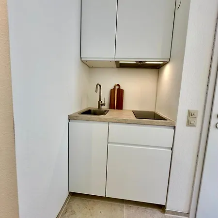 Stylisches Mit Balkon & Badewanne Апартаменты *