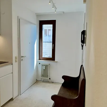 Stylisches Mit Balkon & Badewanne Апартаменты *